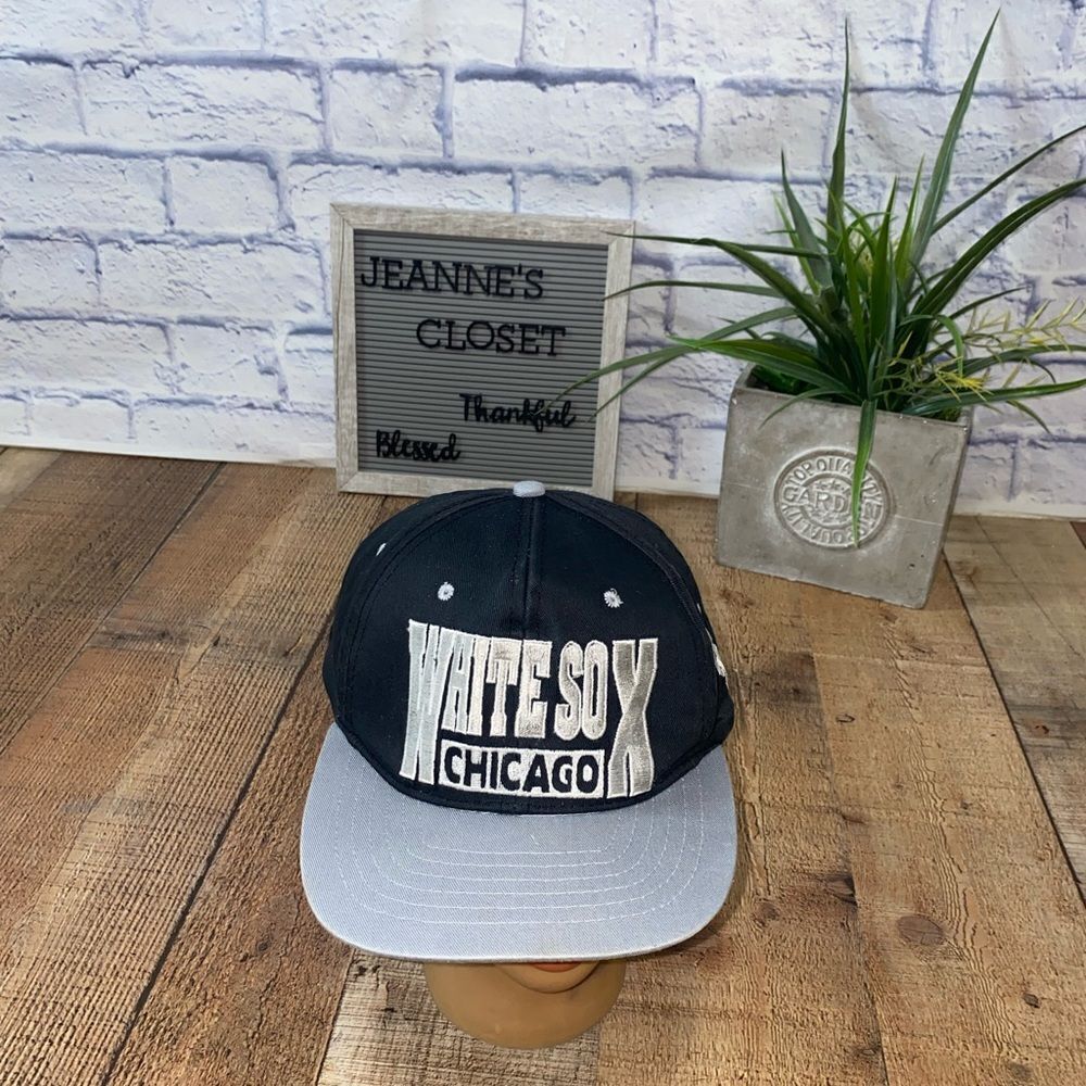 💜 Vintage White Sox YOUTH Snapback baseball Hat, Genuine Merchandise